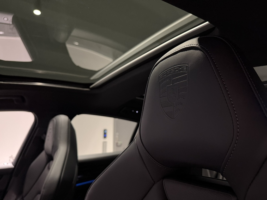 Porsche Panamera PTR03F