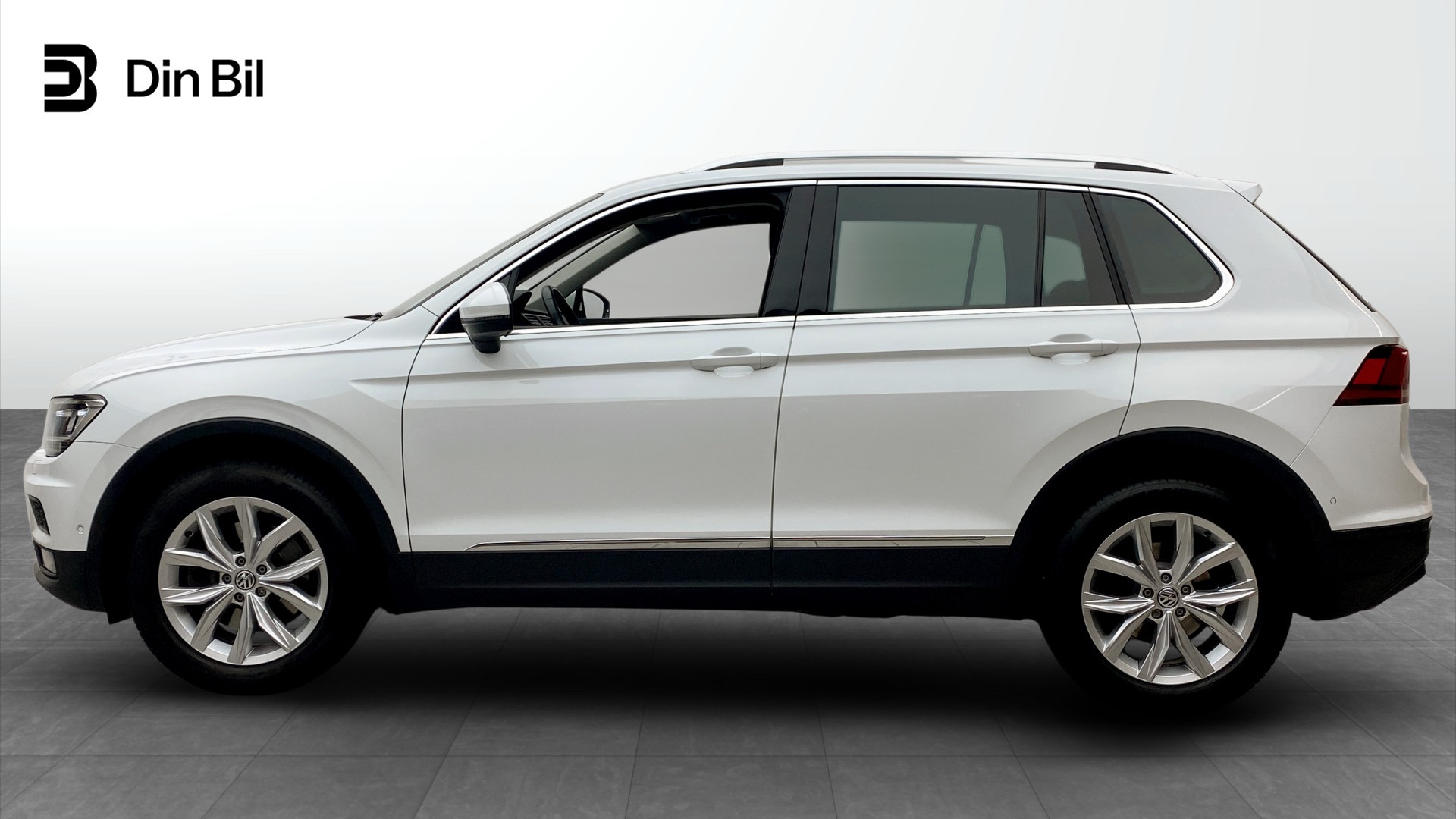 Volkswagen Tiguan PUF04R