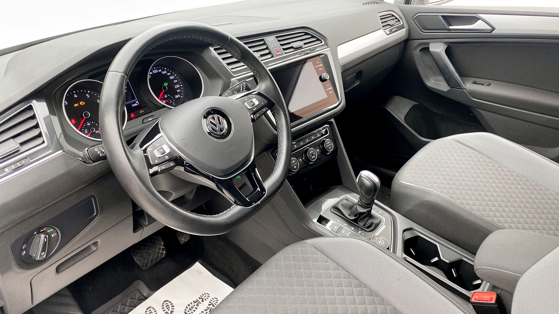 Volkswagen Tiguan PUF04R