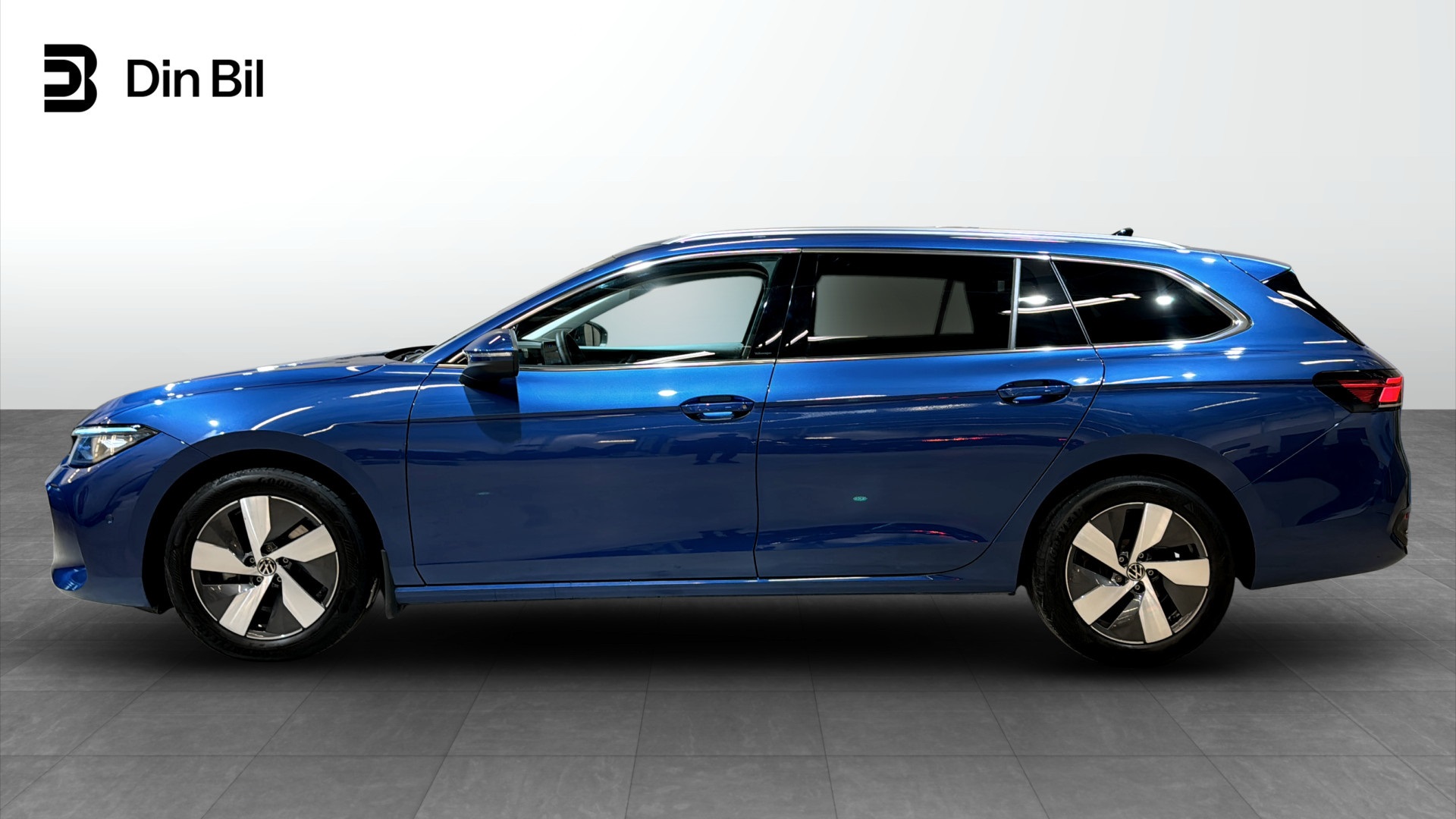 Volkswagen Passat PUR02Y