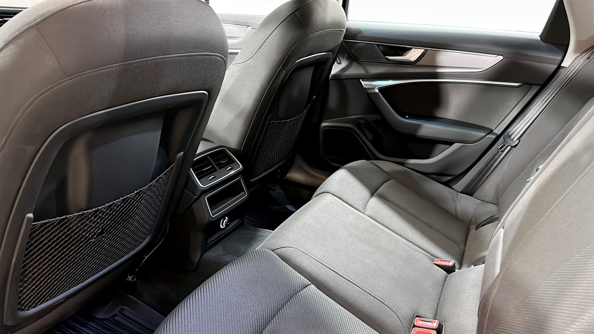 Audi A6 Avant PUW35G