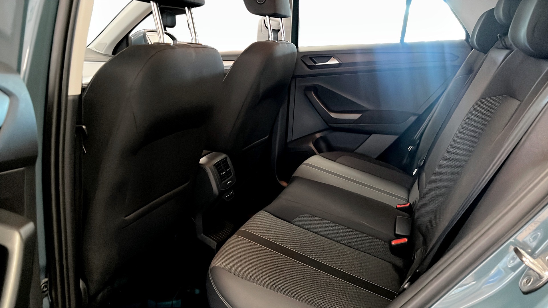 Volkswagen T-Roc PWA21W