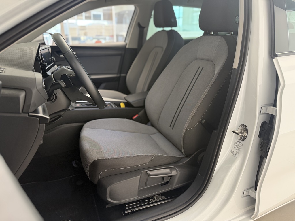 SEAT Leon Sportstourer PWA50G