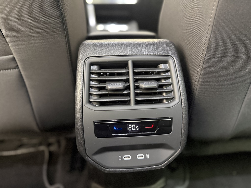 SEAT Leon Sportstourer PWA50G