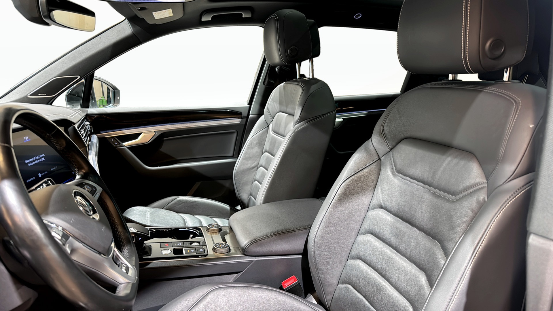 Volkswagen Touareg PWG04W