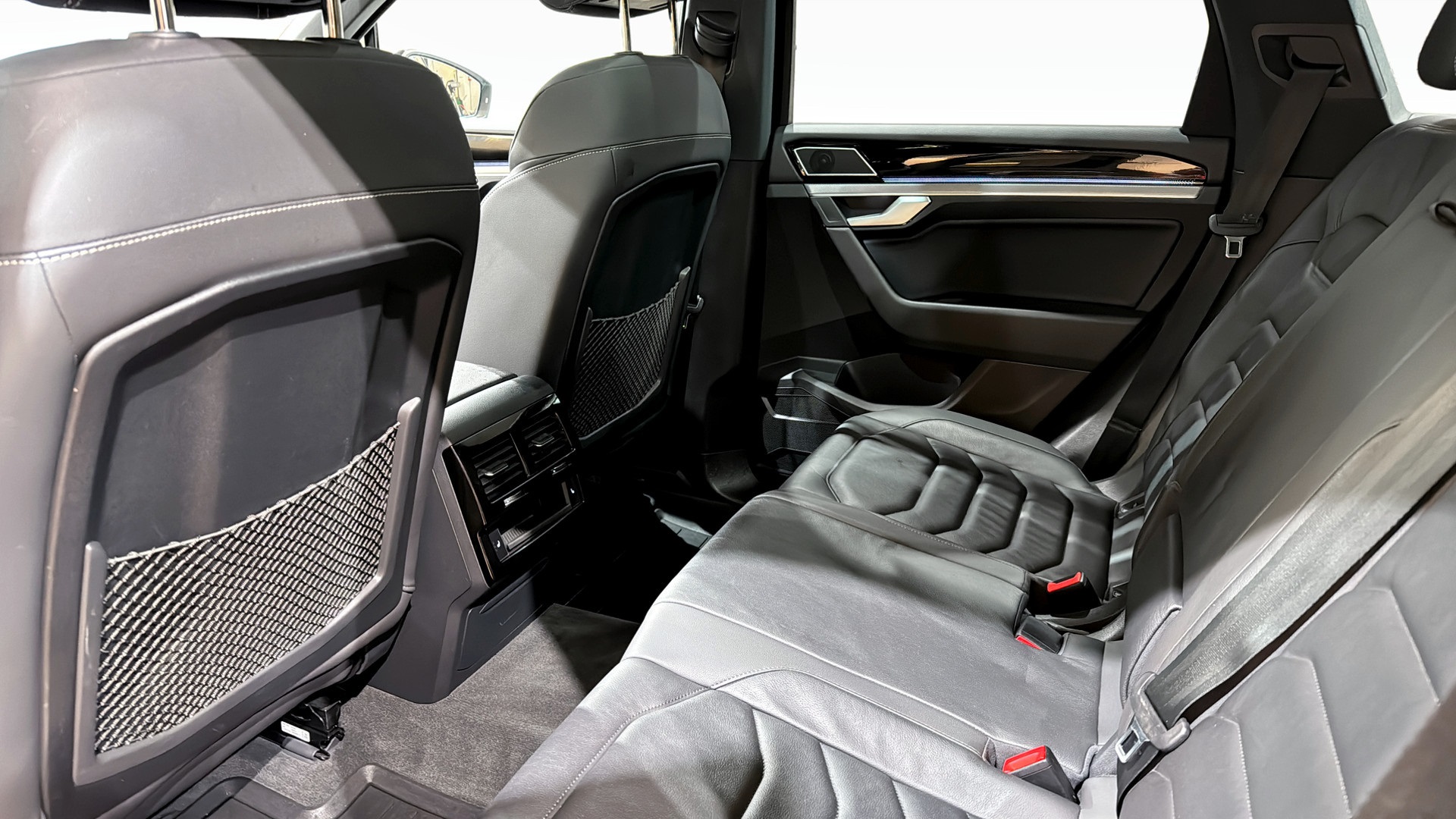 Volkswagen Touareg PWG04W