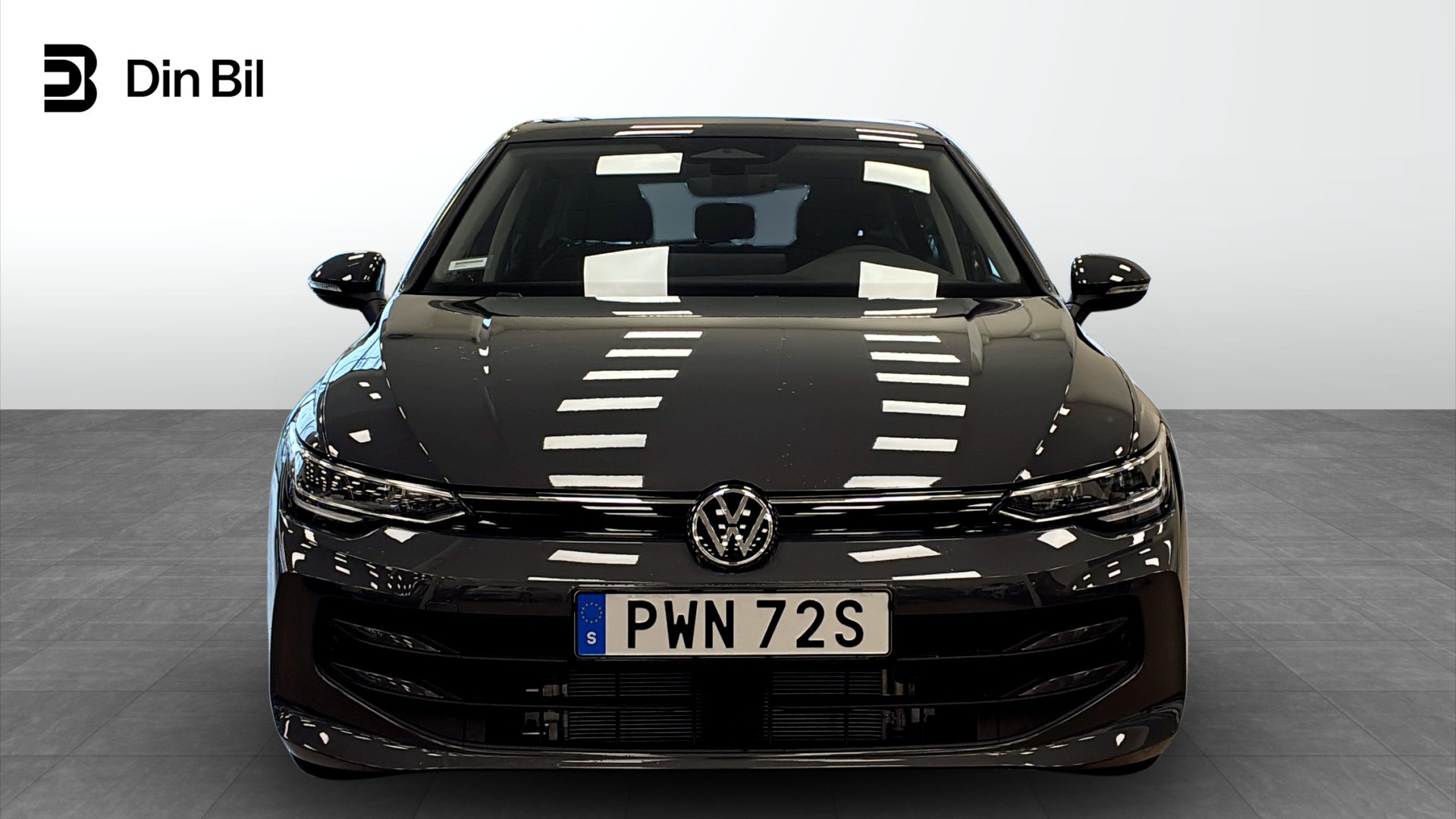 Volkswagen Golf PWN72S