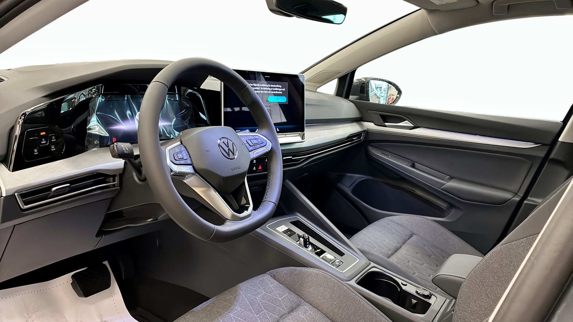 Volkswagen Golf PWN72S