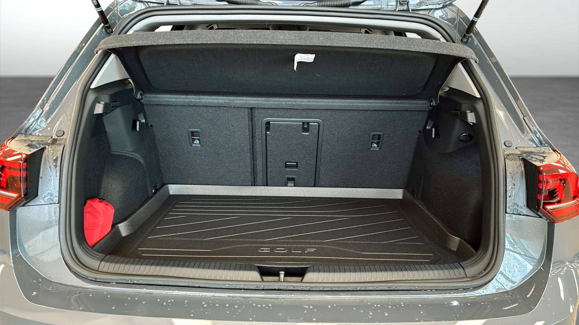 Volkswagen Golf PWN72S