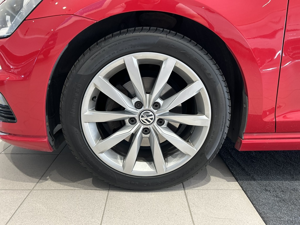 Volkswagen Golf PWR616