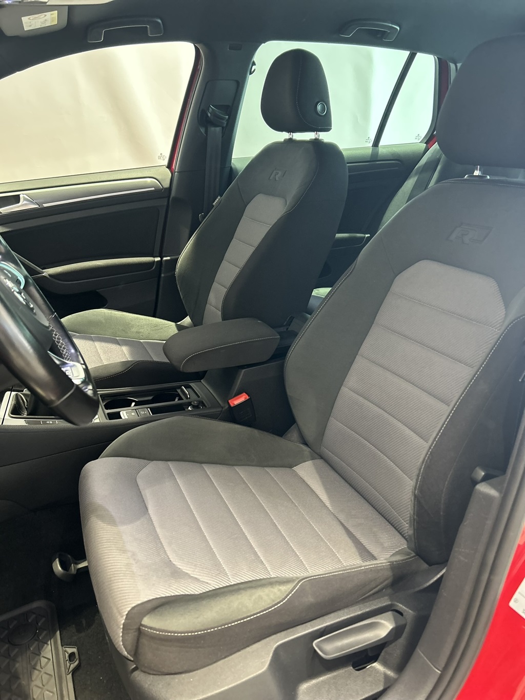 Volkswagen Golf PWR616