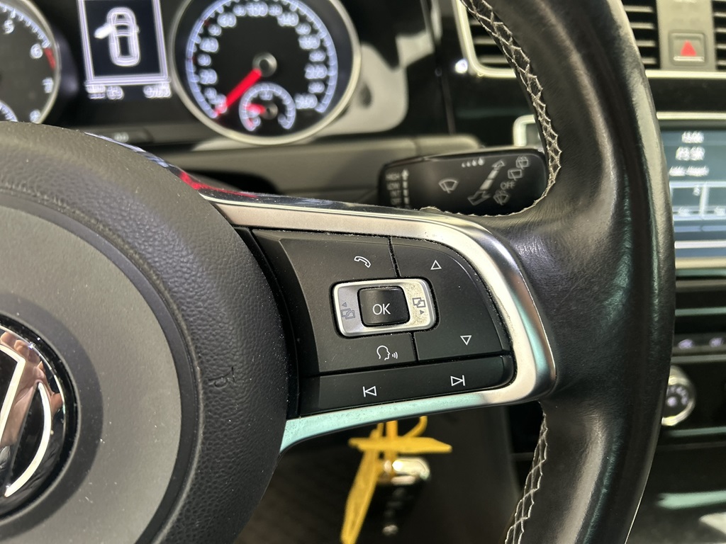 Volkswagen Golf PWR616