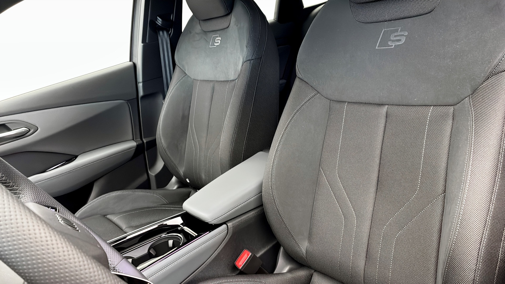 Audi Q3 PWS54D