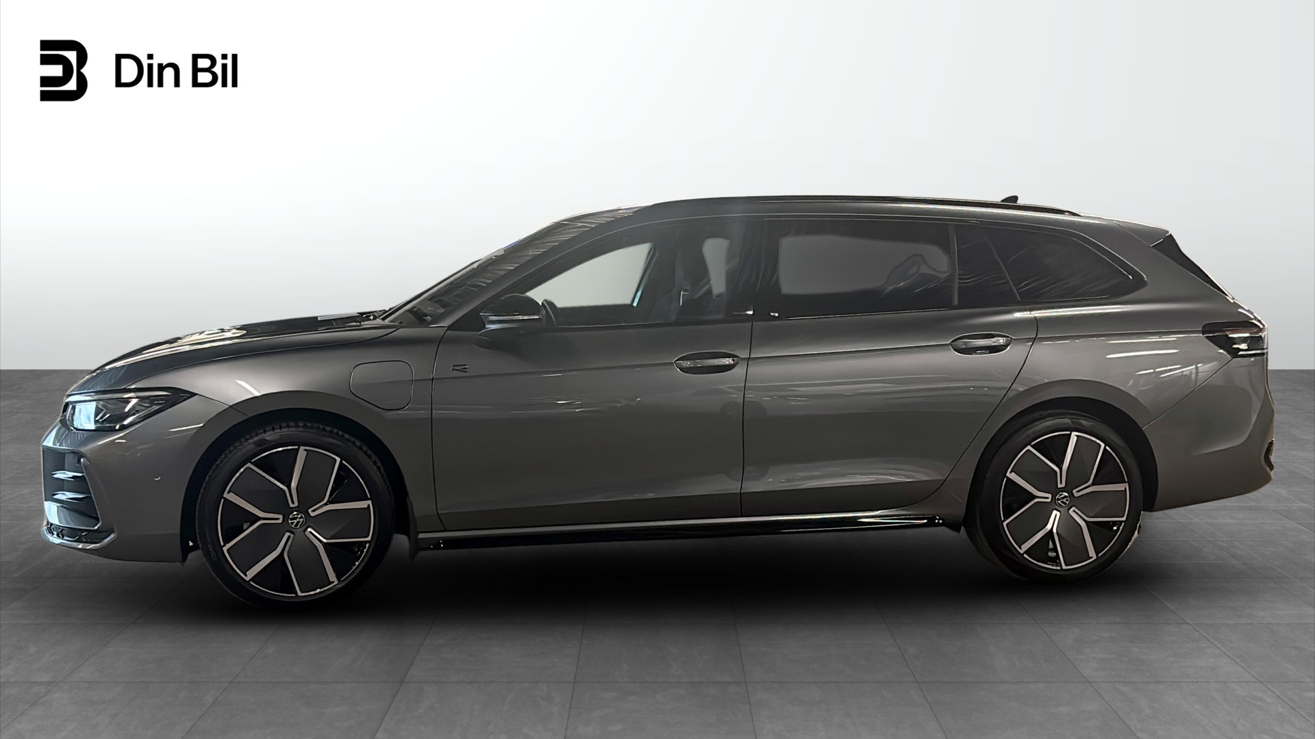Volkswagen Passat PXZ44A
