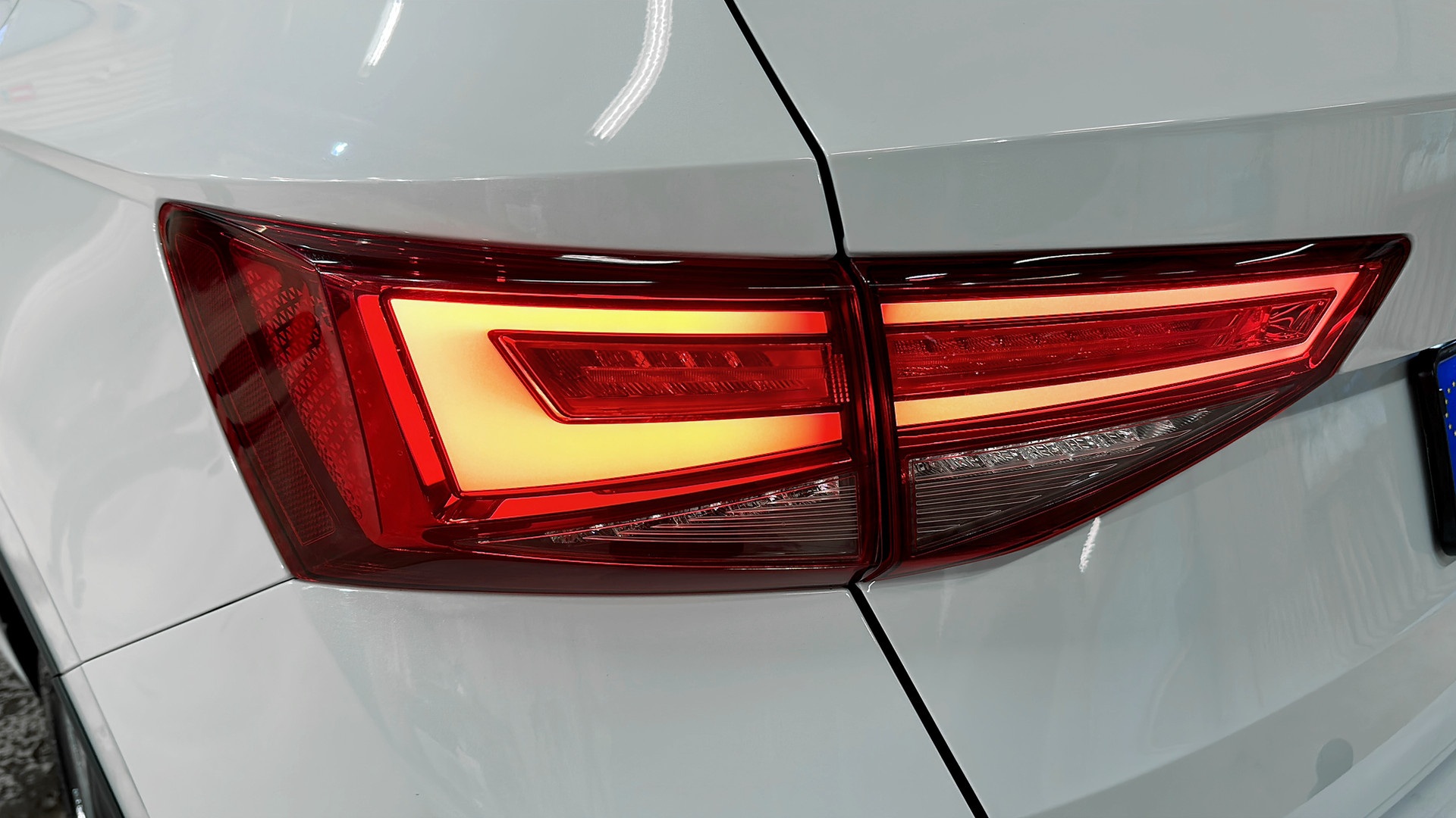 SEAT Ateca PZE43M