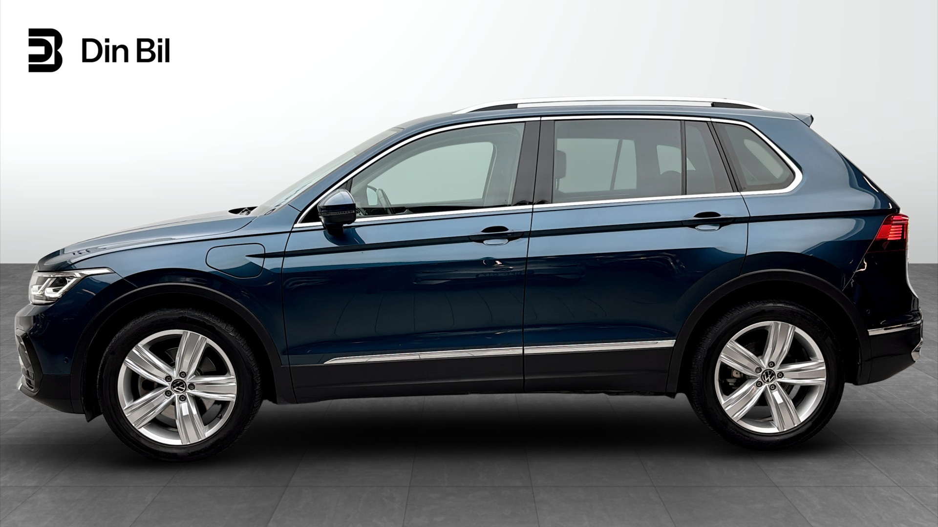 Volkswagen Tiguan PZN74U