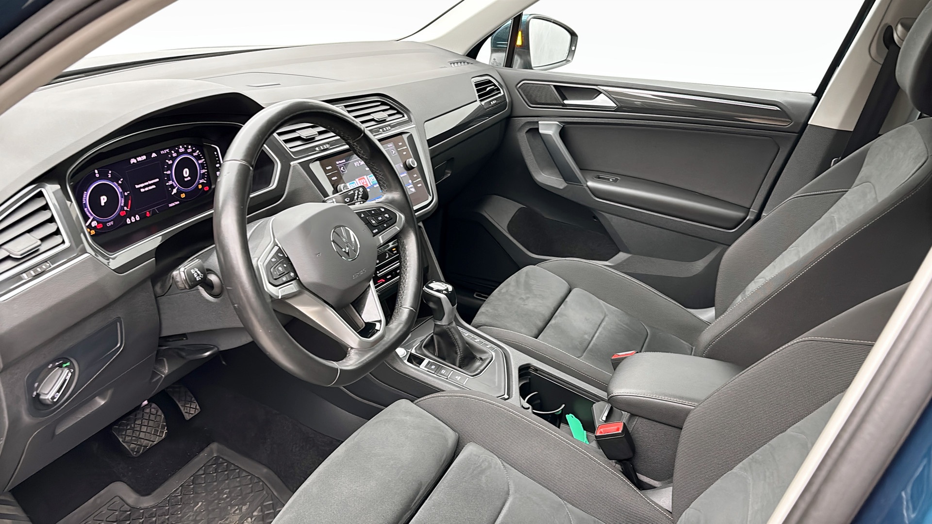 Volkswagen Tiguan PZN74U