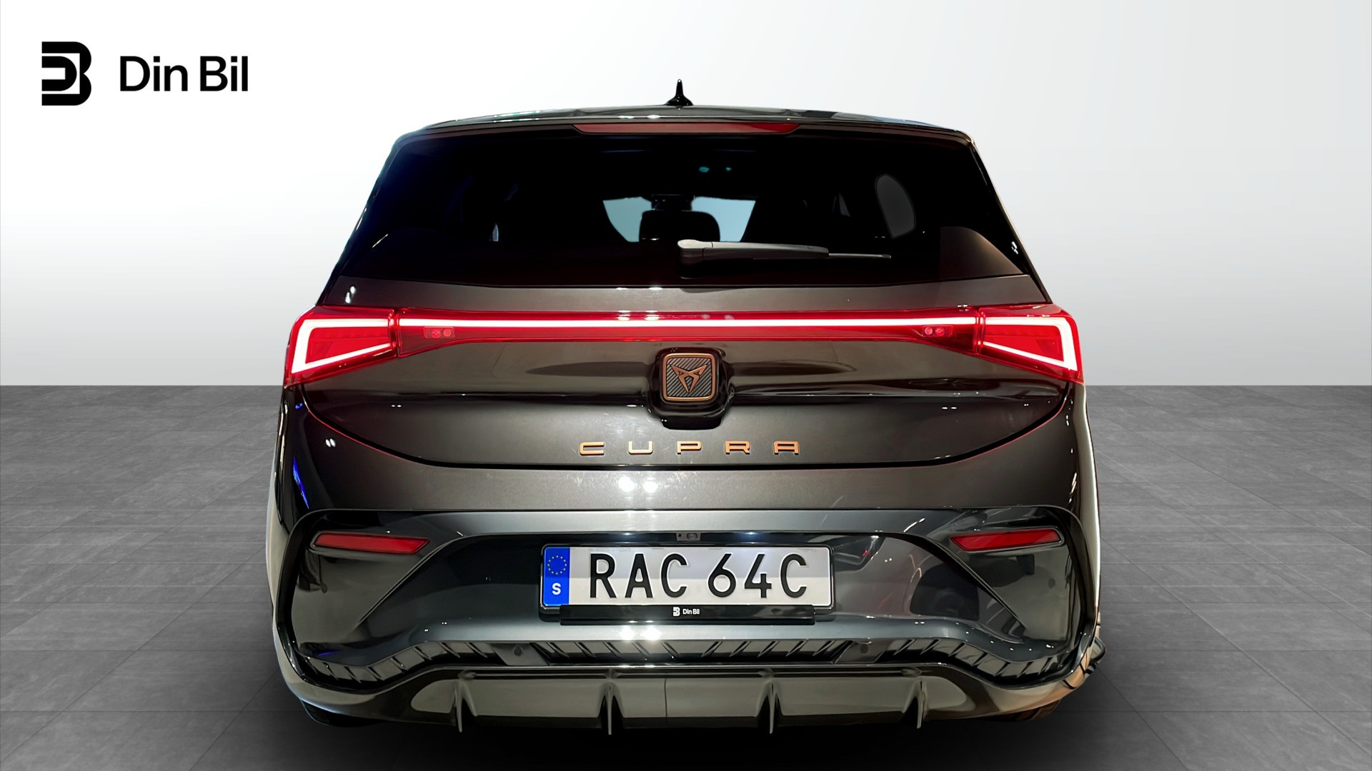 CUPRA Born RAC64C