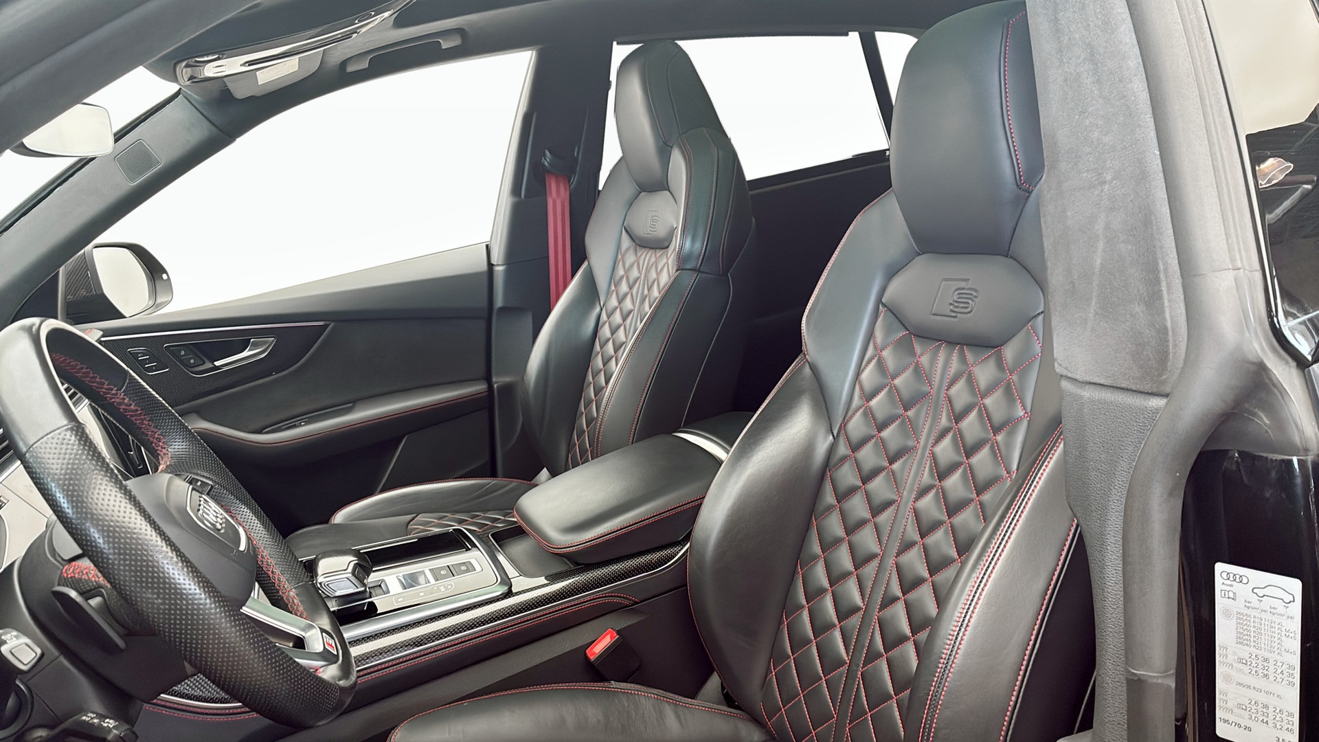 Audi Q8 RAD02A