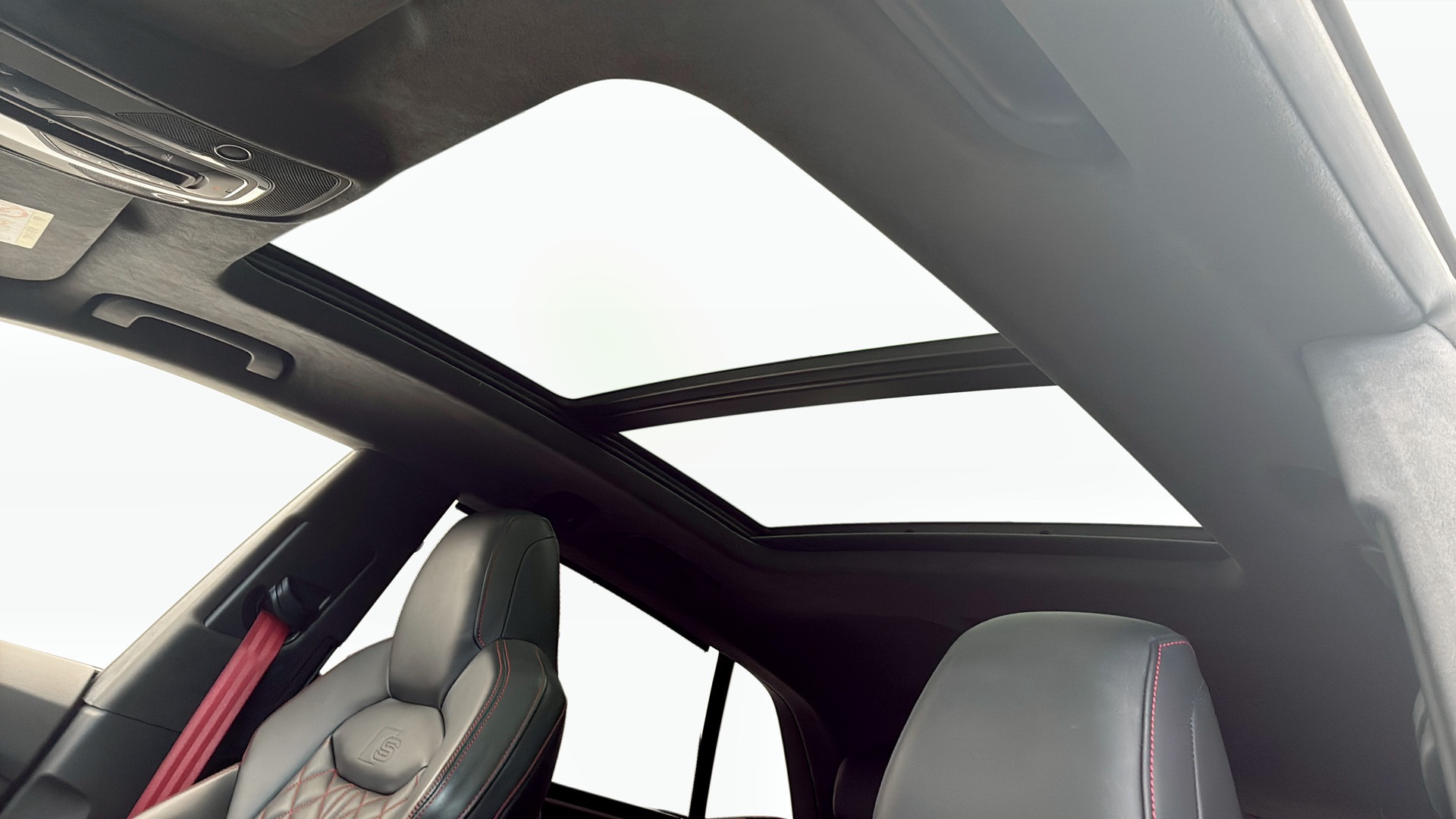 Audi Q8 RAD02A