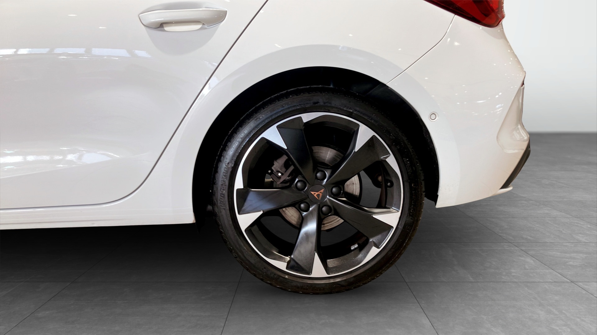 CUPRA Leon RAG09W