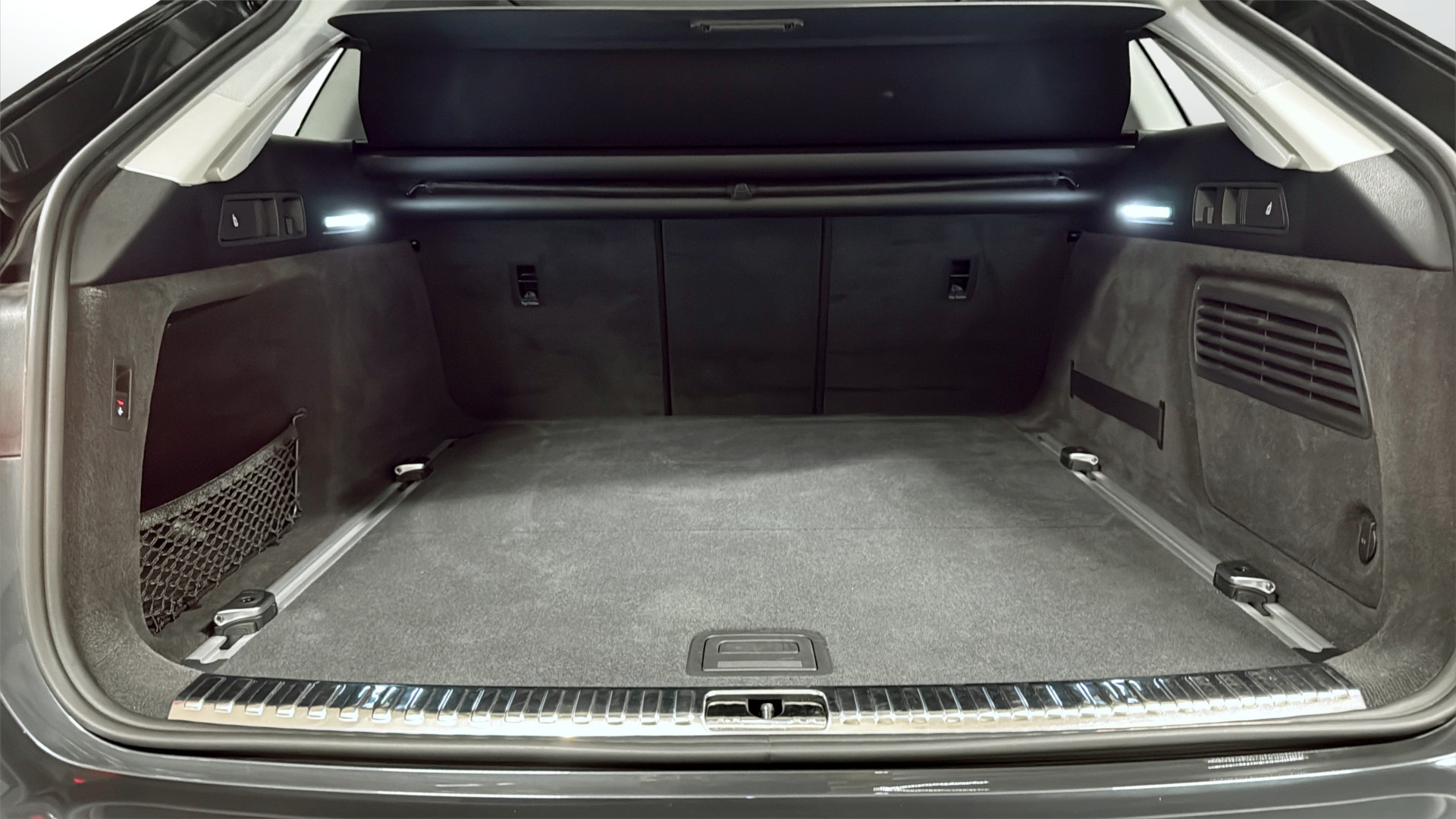 Audi A6 Avant RAG87H