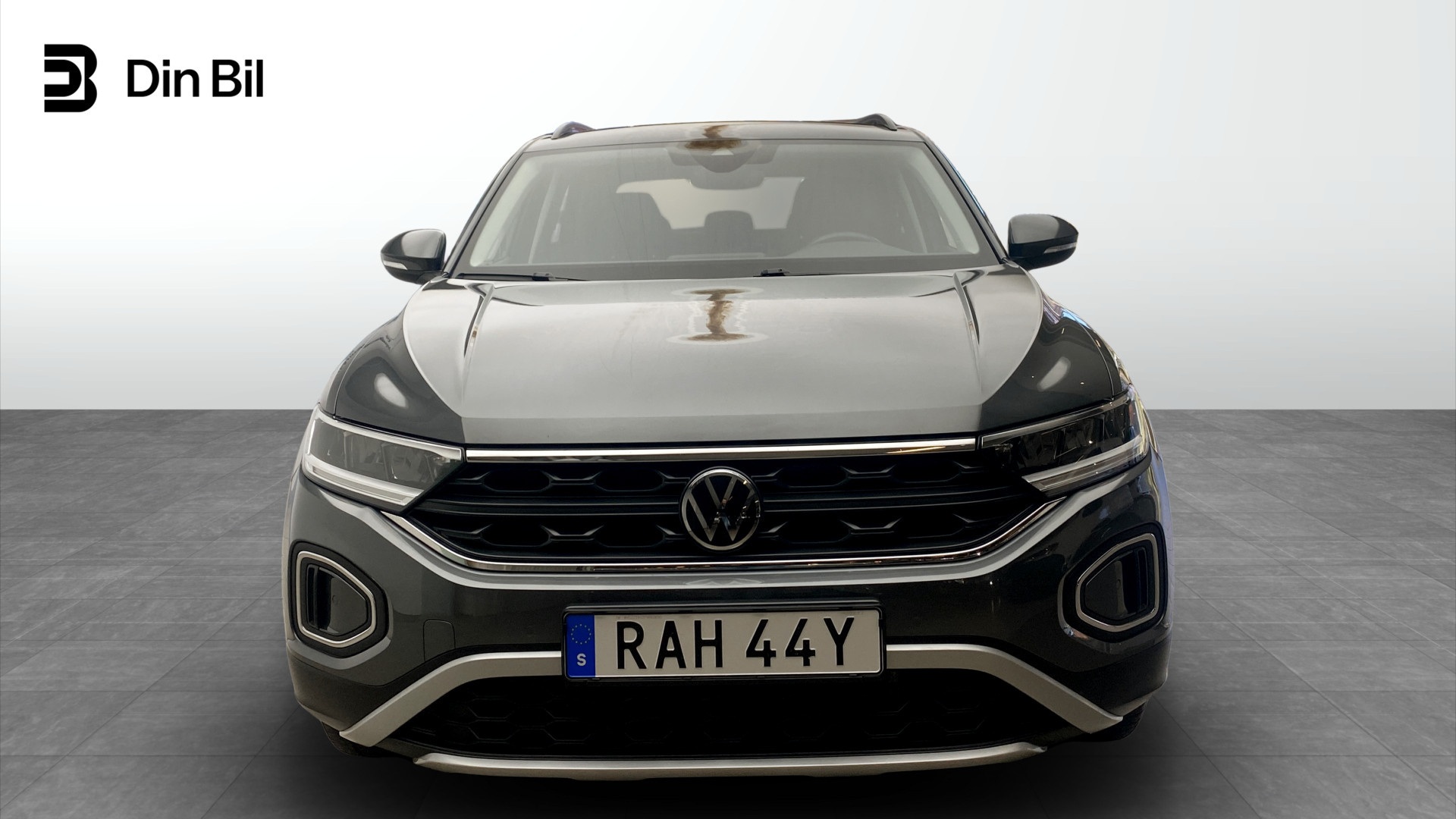 Volkswagen T-Roc RAH44Y
