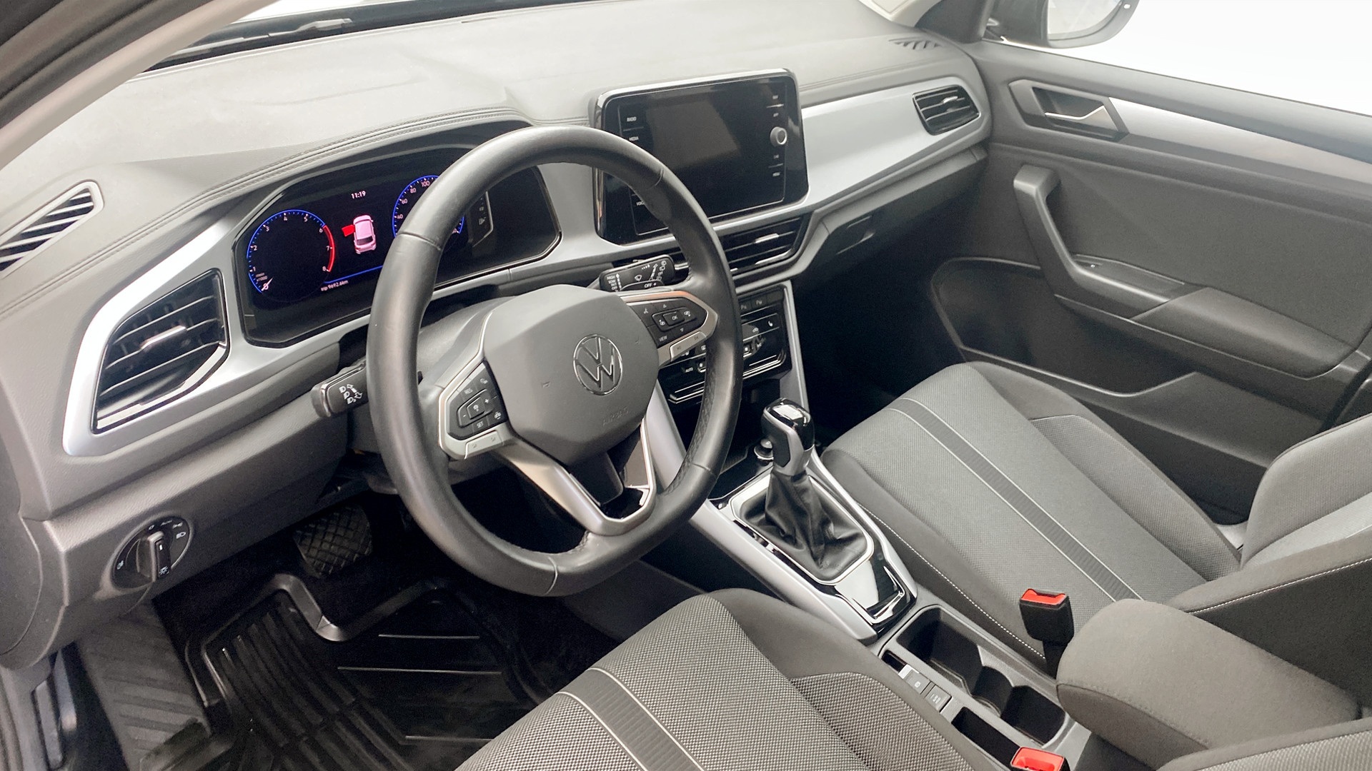 Volkswagen T-Roc RAH44Y