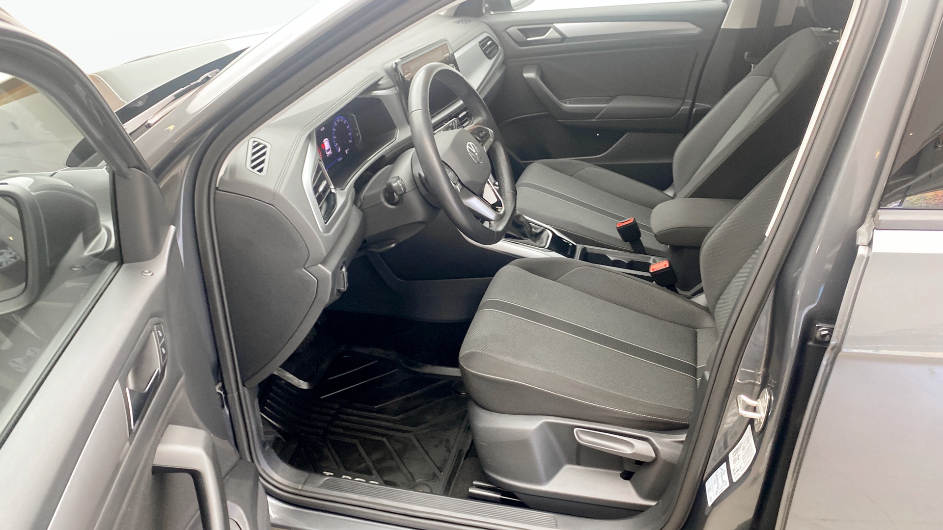 Volkswagen T-Roc RAH44Y
