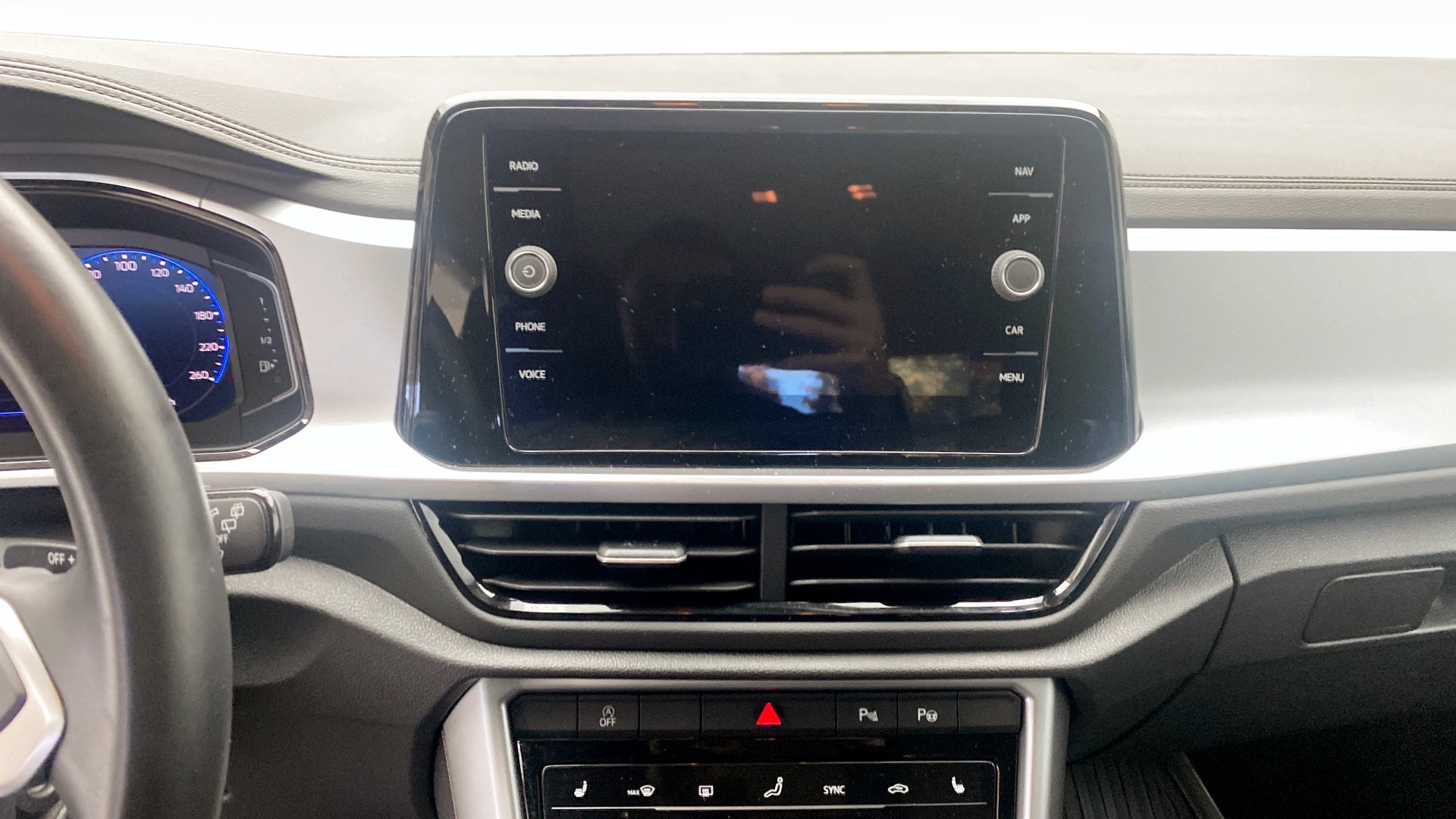 Volkswagen T-Roc RAH44Y