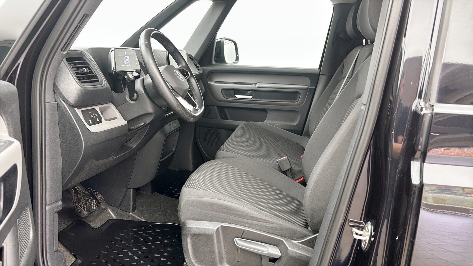 Volkswagen ID. Buzz Cargo RAH64B