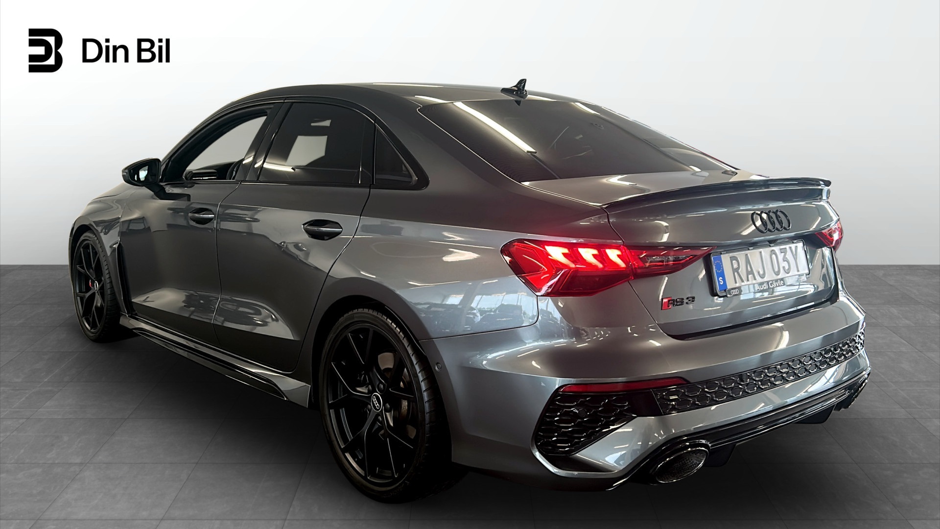 Audi RS3 RAJ03Y