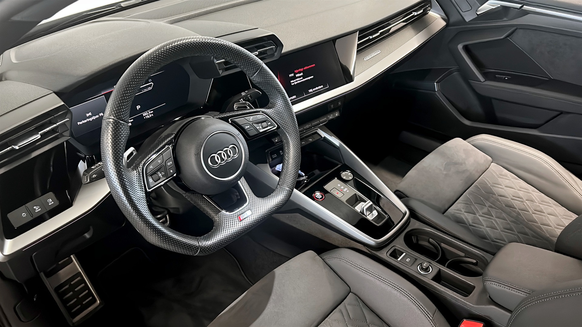 Audi RS3 RAJ03Y