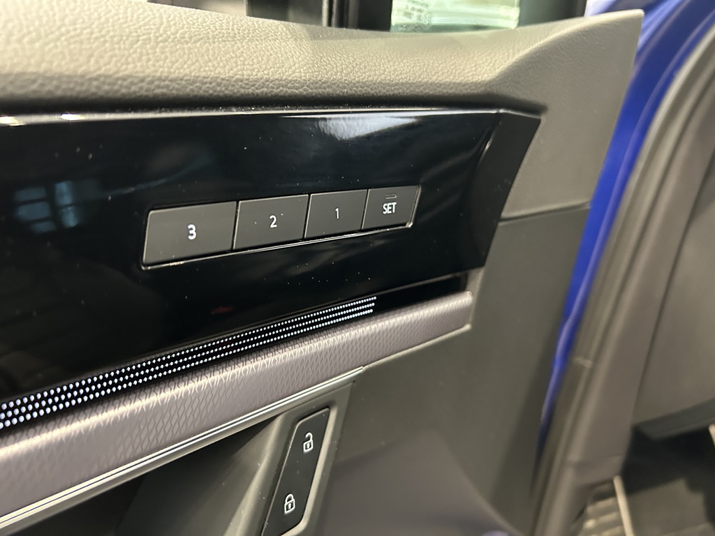 Volkswagen Touareg RAJ54W