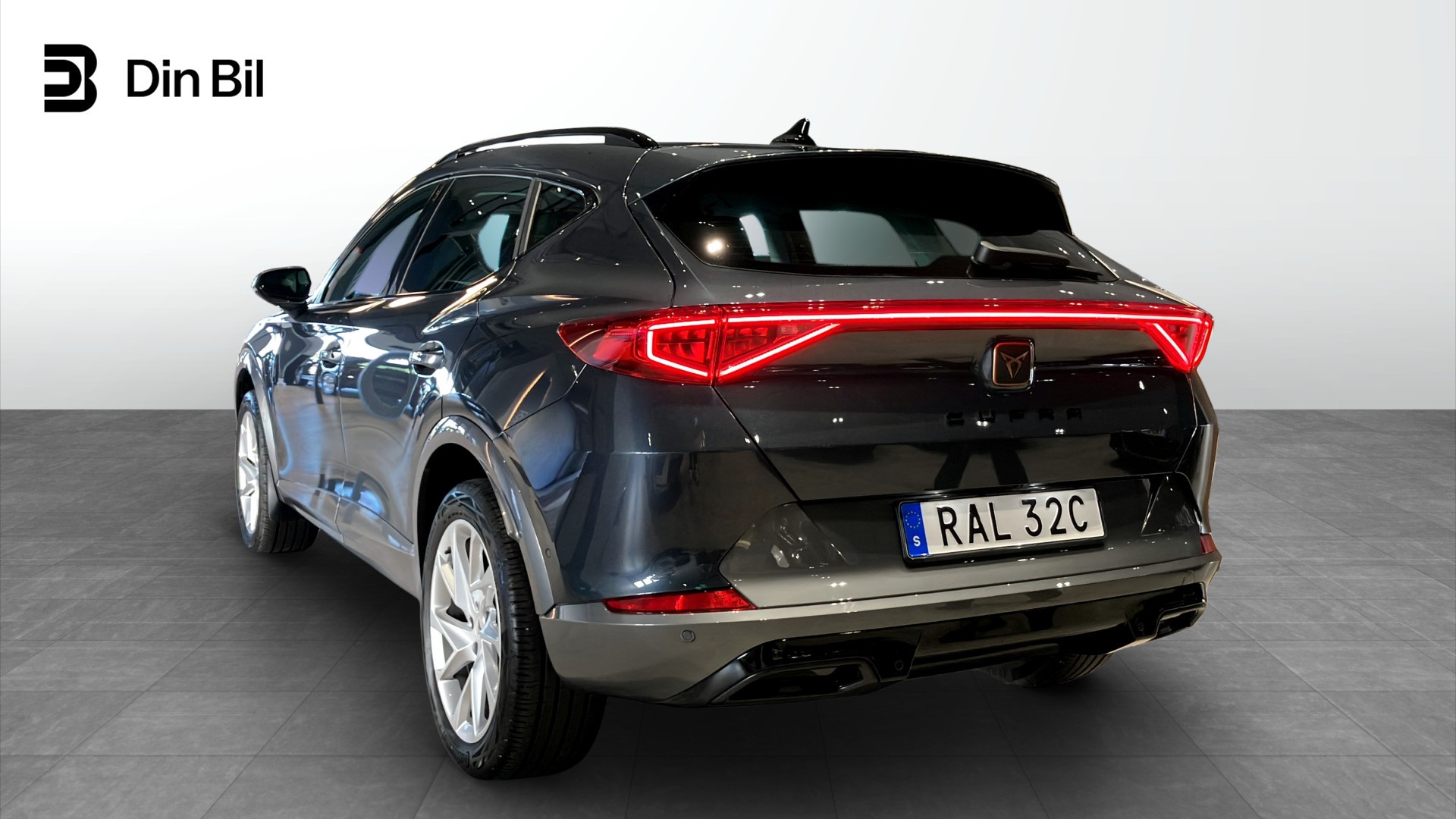 CUPRA Formentor RAL32C