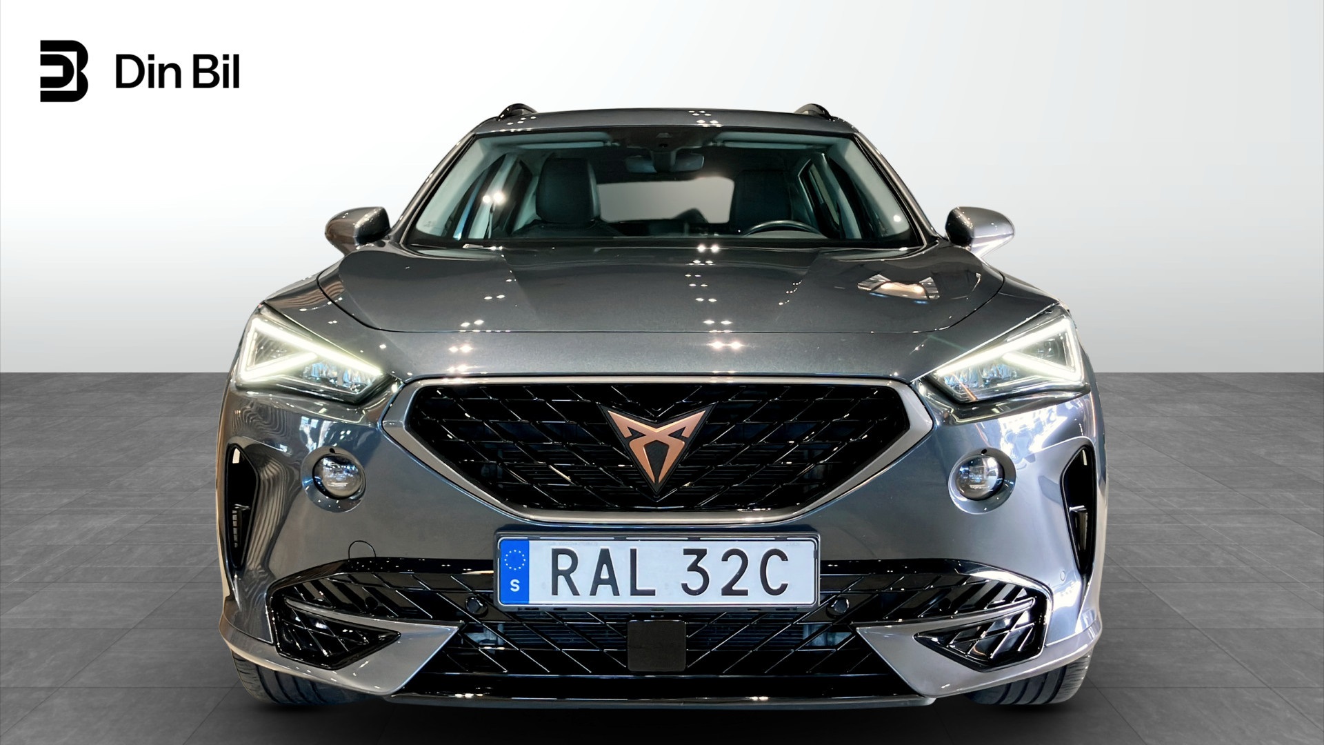 CUPRA Formentor RAL32C