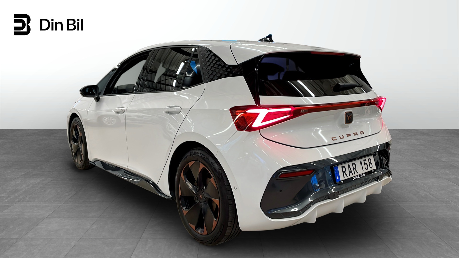 CUPRA Born RAR158