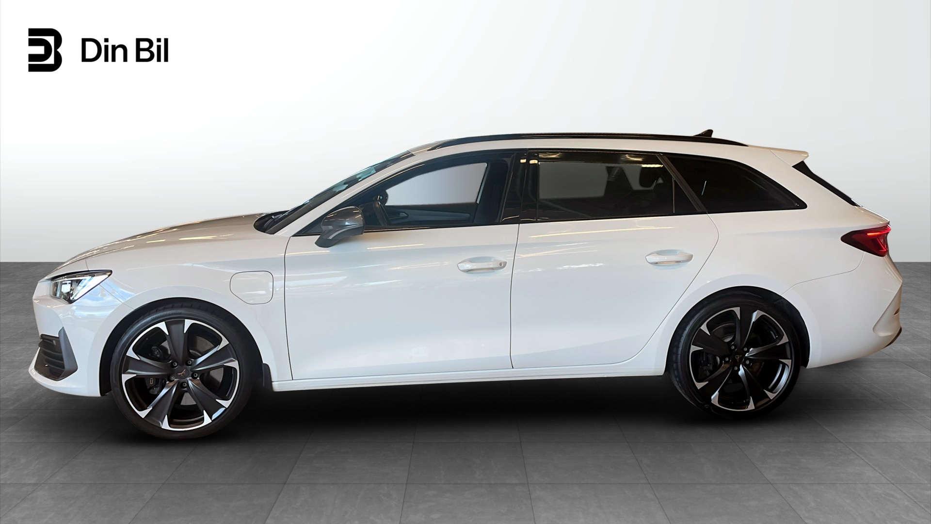 CUPRA Leon Sportstourer RAU97M