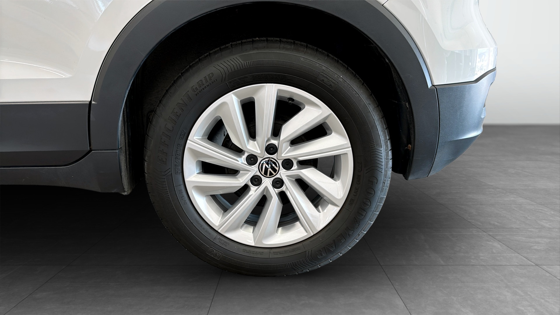 Volkswagen T-Cross RBC93K