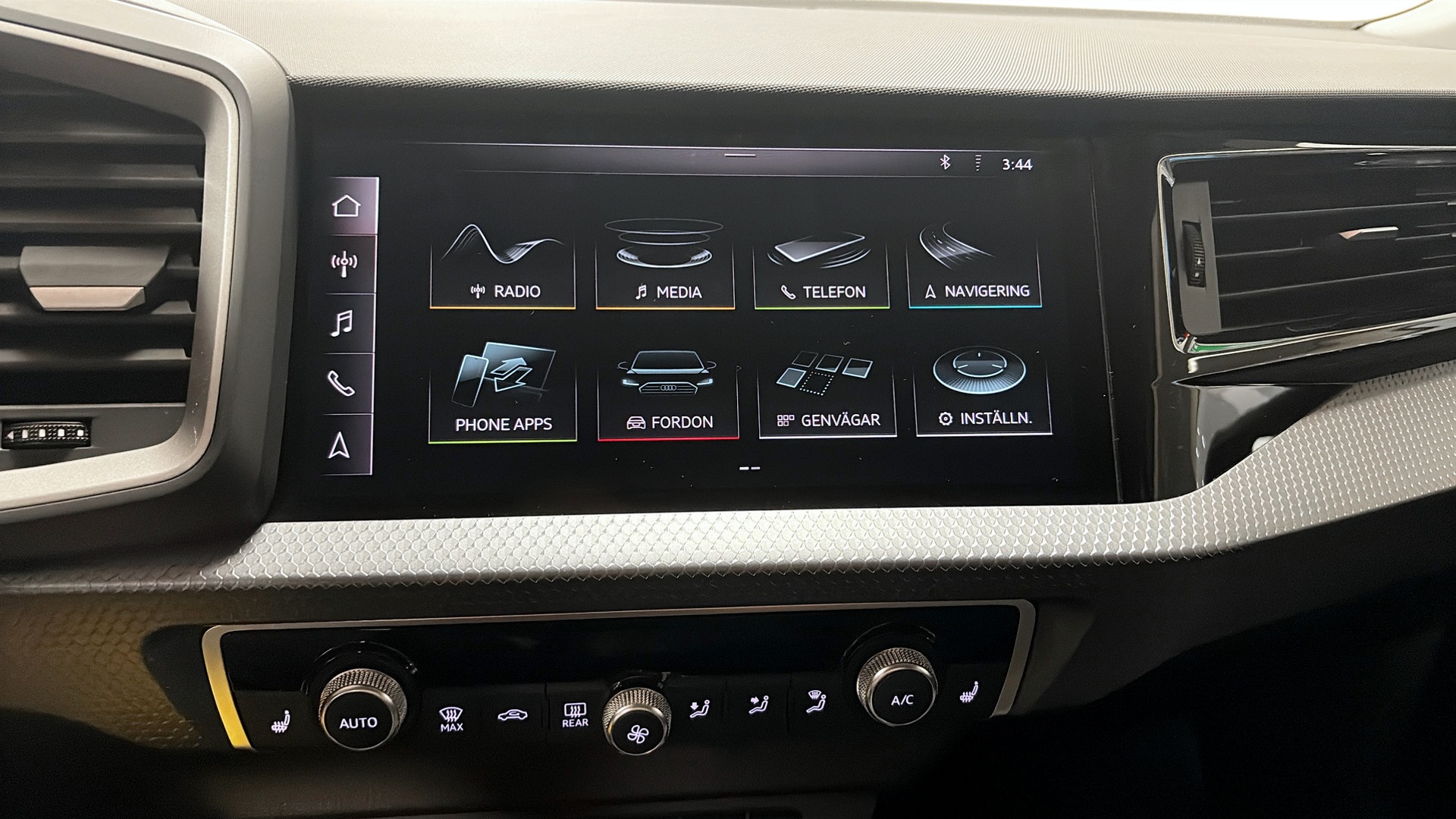 Audi A1 citycarver RBD36U