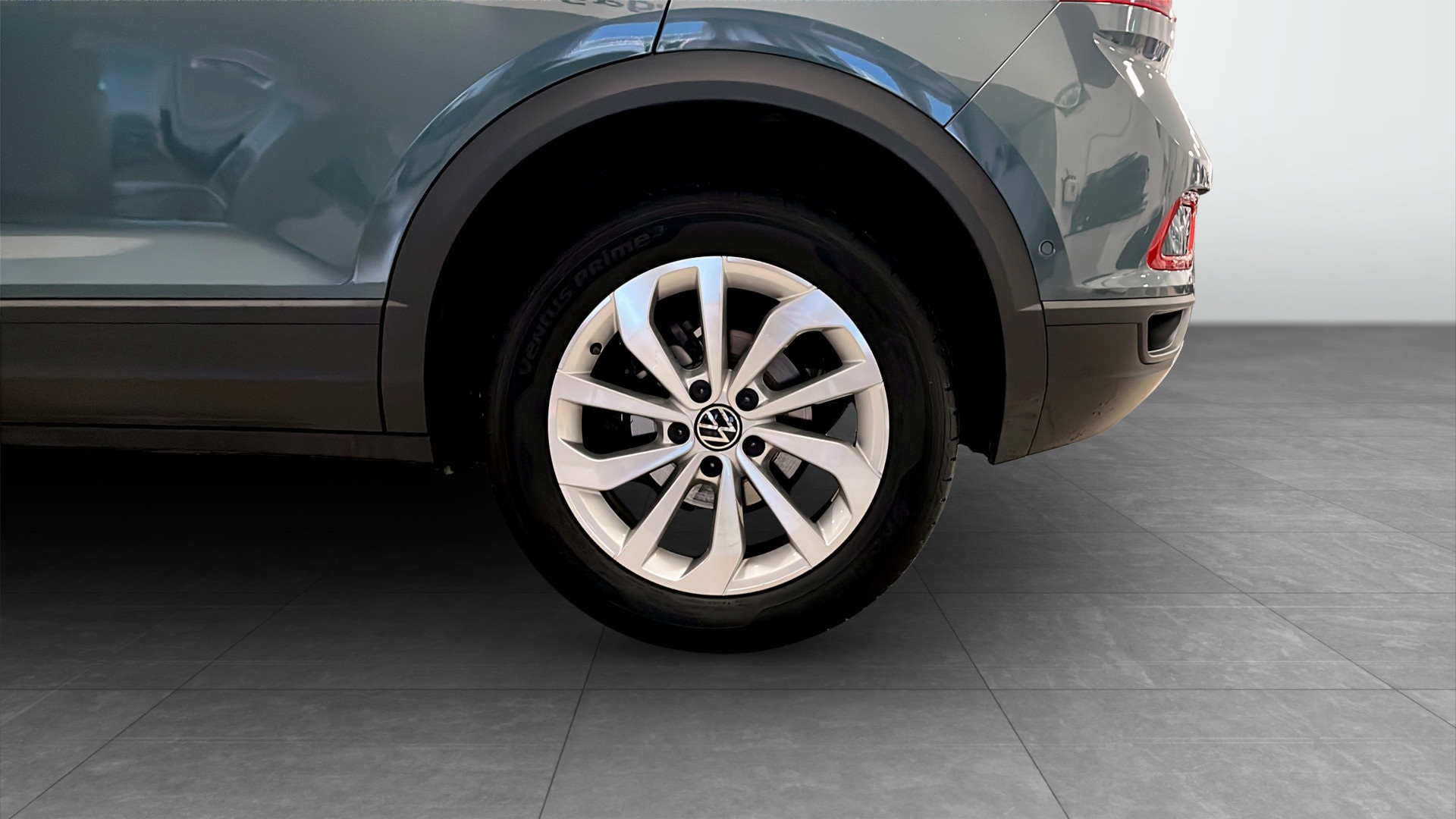 Volkswagen T-Roc RBF42S