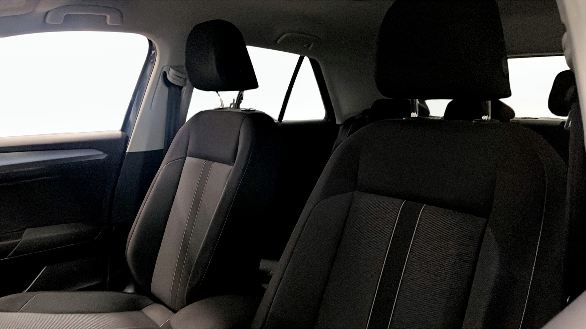 Volkswagen T-Roc RBF42S