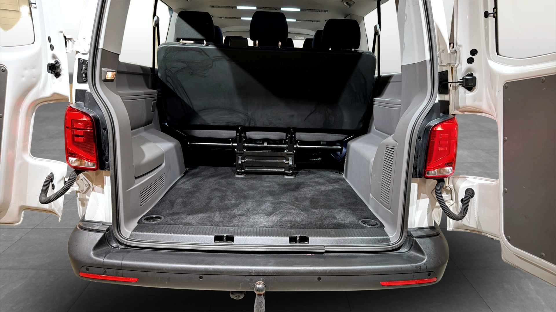 Volkswagen T5 Caravelle RBF68G