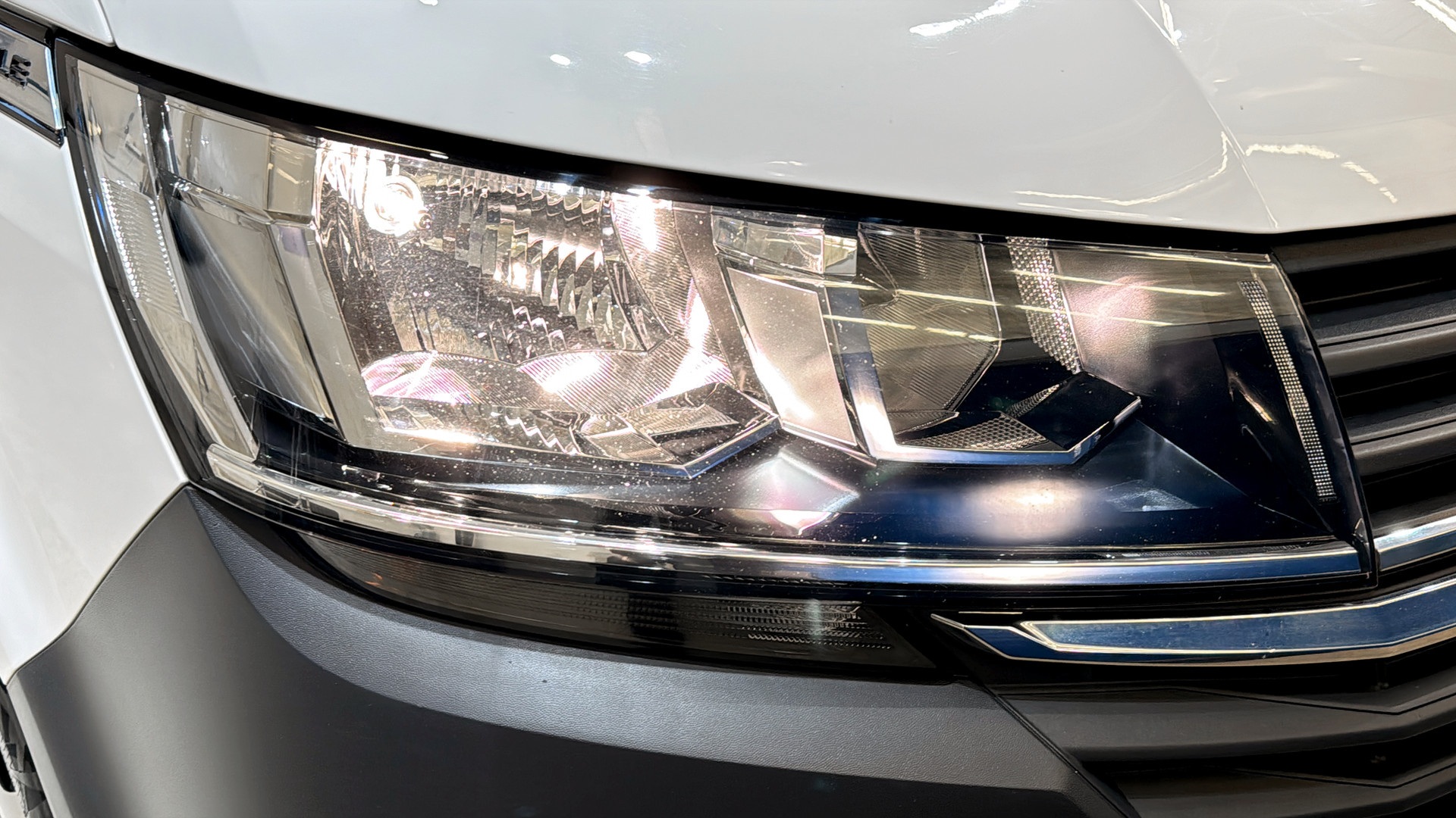 Volkswagen T5 Caravelle RBF68G