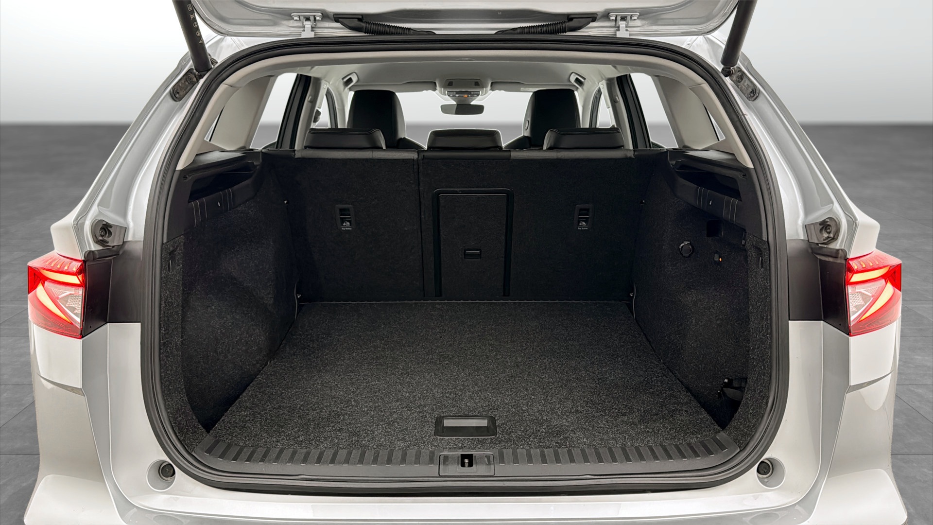 Skoda Enyaq RBG64K