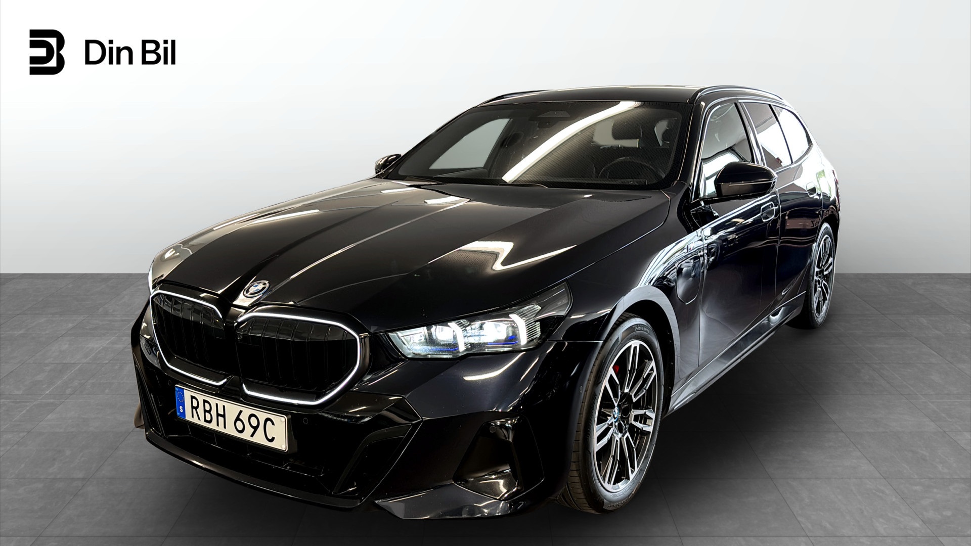 BMW 5 Series 2025