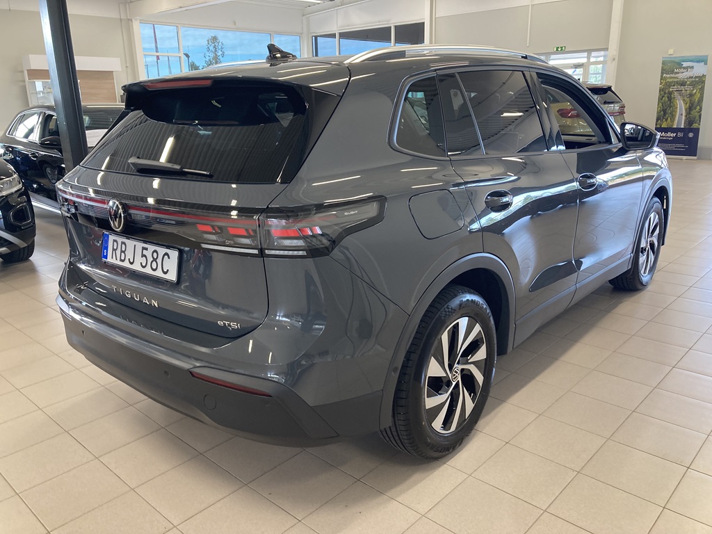 Volkswagen Tiguan RBJ58C