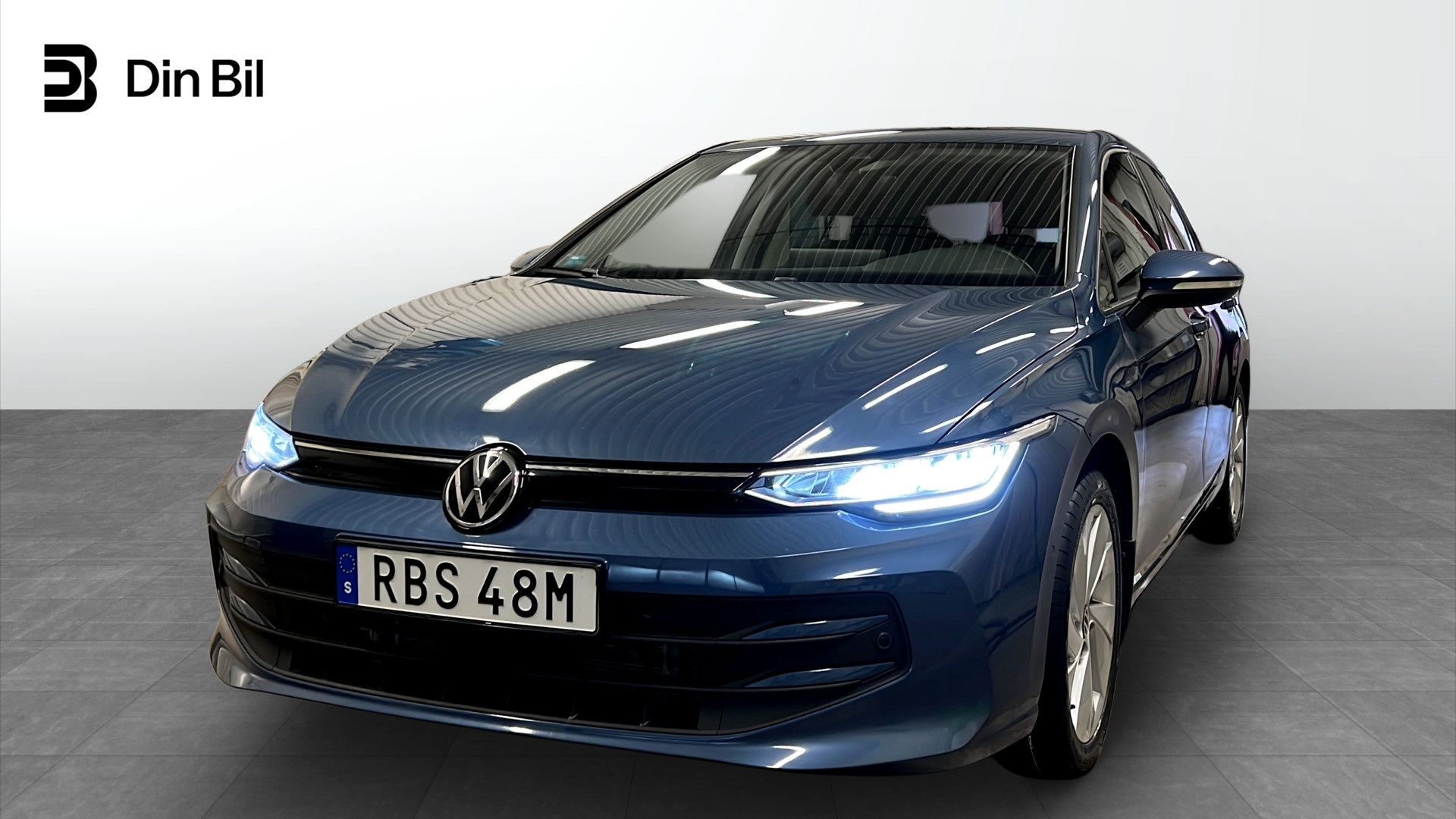 Volkswagen Golf RBS48M