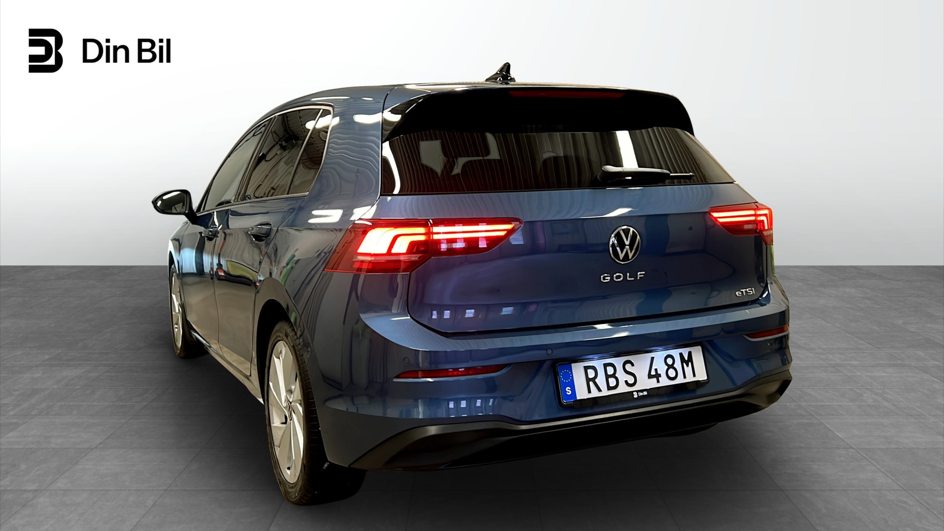 Volkswagen Golf RBS48M