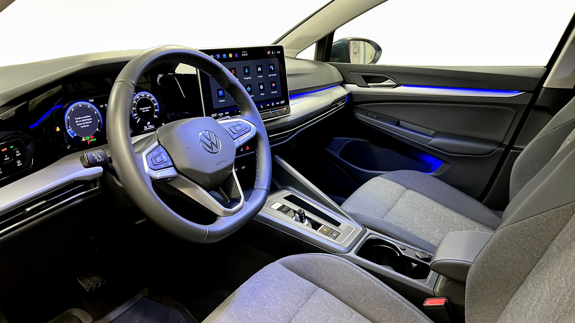 Volkswagen Golf RBS48M